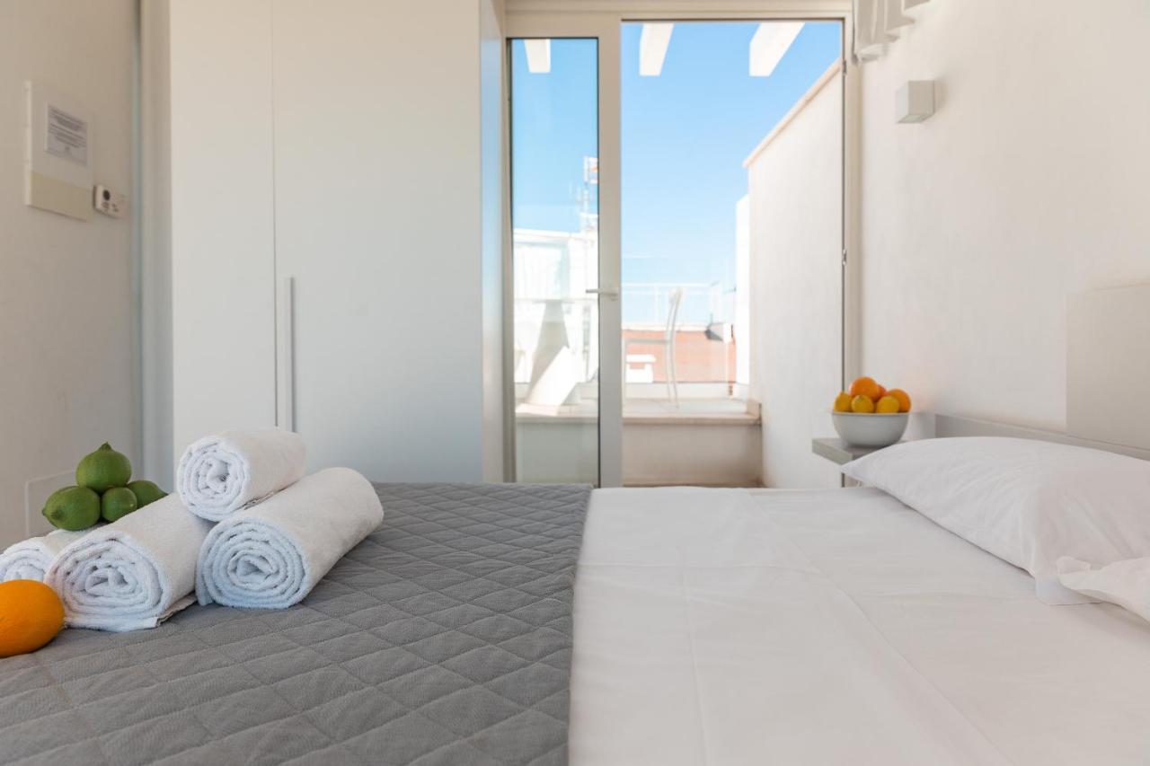 폴리나노 아마레 Palazzo Novecento B&B 외부 사진